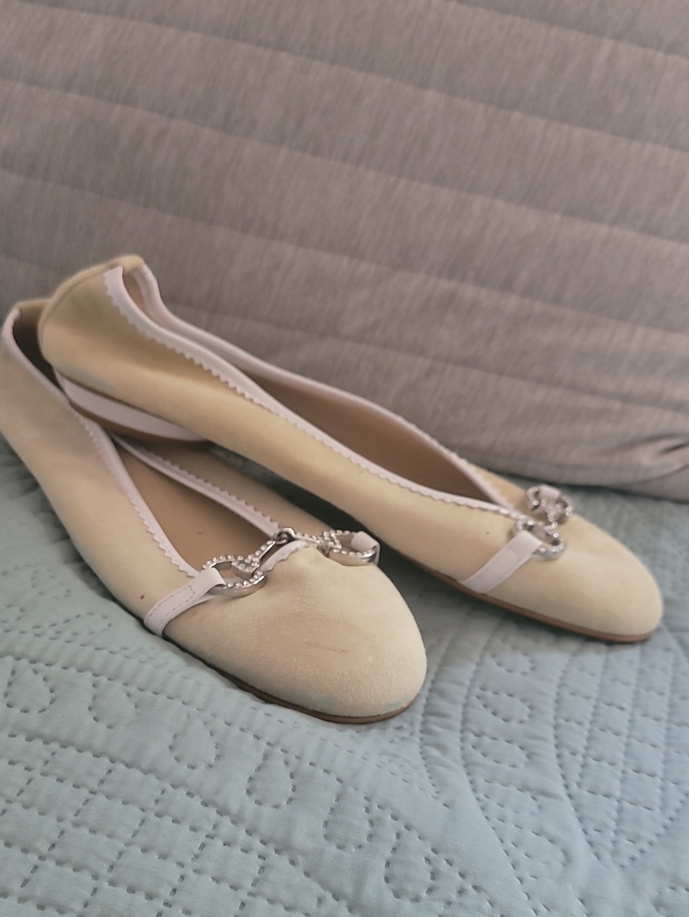 Pale Celery Women's Ballet Flats with Silver Chain Detail Made In Italy